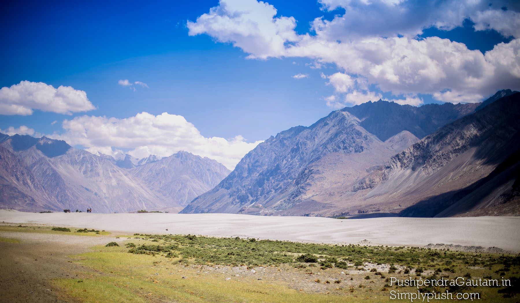 Leh-manali-road-trip-pics-manali-leh-route-plan-how-to-plan-a-trip-to-leh-manali-highway-on-bike-pushpendragautam-pics-event-photographer-india